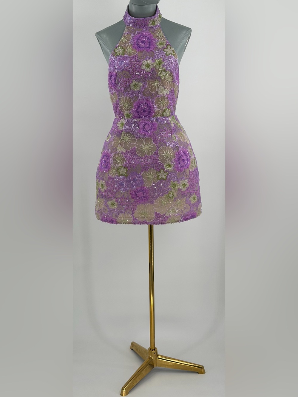 🆕 BRONX & BANCO 🧿 NWOT Deidre Floral Sequin Halter Mini Dress, Lilac Sz S US 4 - Picture 3 of 16